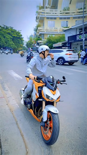 SH trades in his Z1000 and a beautiful girl 💃 #BexBiker #BexChannel #NX500 #z1000 #pkl #pkn