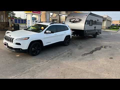 2017 Jeep Cherokee V6 towing 3300lb RV
