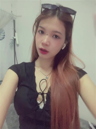 วิดีโอของ ไอโอลีฟ (@olive_l8) พร้อมเพลง เสียงต้นฉบับ - Fos