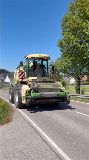 Krone BigX im Einsatz in der Grasernte #farming #landwirtschaft #agri #krone #grasernte
