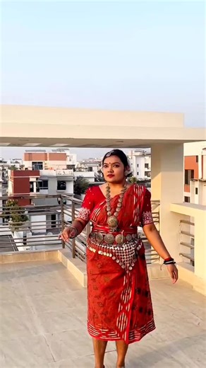 Tithi Paul(Punom) on Instagram: "Kuhu kuhu dak dilo 📸: my cutieee @_ikrahhh_ Dance #dance #folkdance #kuhukuhubolekoyaliya #trending"