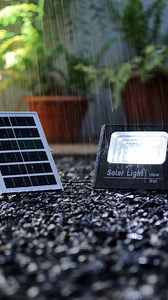 REFLECTOR CON PANEL SOLAR! ☀️♻️ ▪️Puede ser utilizado en interior o exterior ▪️Resistente a la lluvia ▪️Potencia: 100W ▪️Incluye: reflector, control remoto, soportes, batería recargable y panel solar 💵 PRECIO: 199.000Gs 📲 Pedidos y consultas al WhatsApp 0981 173763 | ALL Import