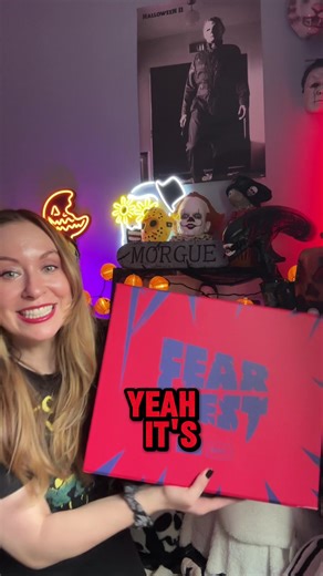 AMC FearFest is on constant rotation for me all October! This year, the horror movie celebration is hosted by Janelle Monet and will feature over 700 hours of horror programming. Thank you to @AMC for this wicked cool celebration kit! I can’t wait to binge watch #Fearfest 👻🎃🦇 #horrormovies #halloweenmovies #unboxing