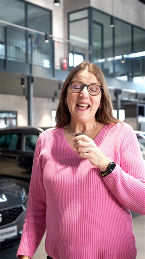 Gestern war der Weltfrauentag und wir nutzen die Chance um einfach mal allen DANKE zu sagen! Danke, dass ihr Teil unseres Teams seid und es jeden Tag mit eurer Arbeit und Engagement bereichert! 💐 · · #Auto #Beckmann #Hagen #Cupra #Seat #Ford #FYP #Trend