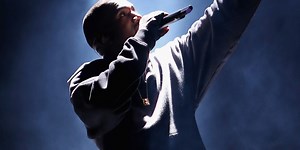 Kanye West - Power (2010 BET Awards)