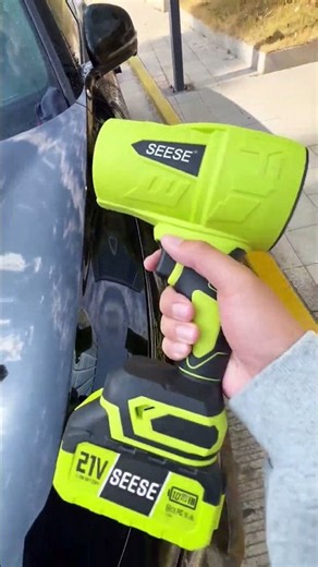 This Handheld Leaf Blower Makes Yard Work Effortless! 🌿✨