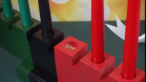 VIHOSE Kwanzaa Kinara Set Kwanzaa Dripless Taper Candles Set 3 Red 3 Green 1 Black Kwanzaa Wooden Candle Holder Battery Operated Kwanzaa Taper Candles LED Candles for Kwanzaa Table Centerpiece Decor