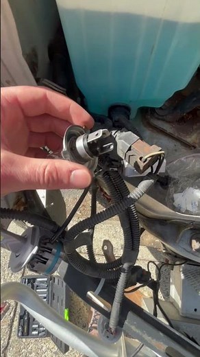 Changing your Headlight bulbs to LEDs on your Toyota Tacoma #toyota#Tacoma#Offroad#DIY#Truck￼