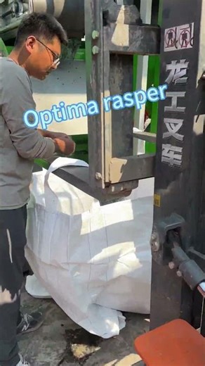 Rasper for processing conveyor chips,separate rubber and steel,capacity of 2 tons per hour. #recycle