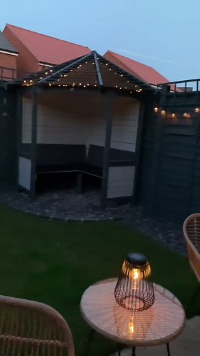 Summer days & summers nights #gardentransformation #gardentransform #smallgarden #gardensuk #smallgardenideas