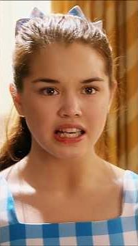 😱The girl made her sister invisible.#shorts #movie