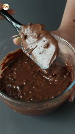 How to make giant bakery-style chocolate muffins