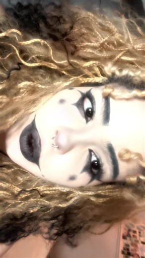 Goth Aesthetic Inspiration: Embracing the Subculture