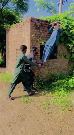 #FunnyMonkey#Bandar#FunnyVideo#ViralVideo#MonkeyFunny#ComedyVideo#DesiFunny#TrendingNow#YouTubeShor