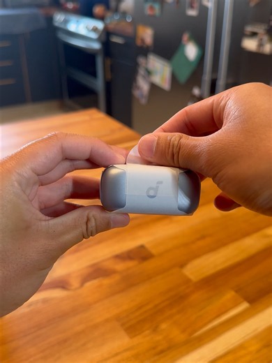 Fresh-Out-The-Box Soundcore Earbuds & Projector Unboxing