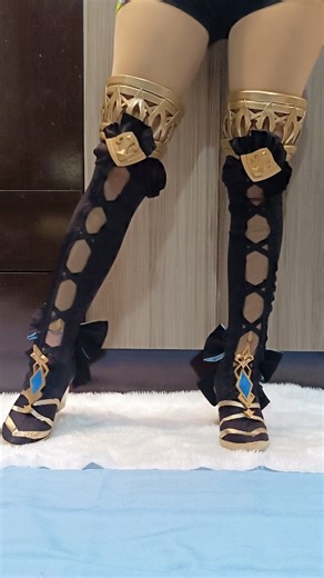 PsychoCrush on Instagram: "Navia's boots are here! I HATED MAKING THEM. EVERYTHING WENT WRONG, but the results are pretty ✨ #cosplay #genshinimpact #genshinimpactcosplay #naviacosplay #navia #naviagenshinimpact #genshinimpactnavia #cosplaytutorial #cosplaytutorials #cosplaytips#cosplaytip #handmadecosplay #cosmaker #naviagenshin"