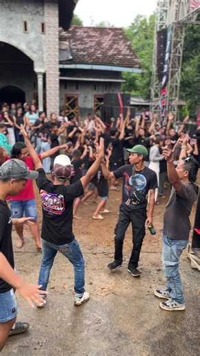 Kemput Sts Management: Acara Musik Pati 24 Jam