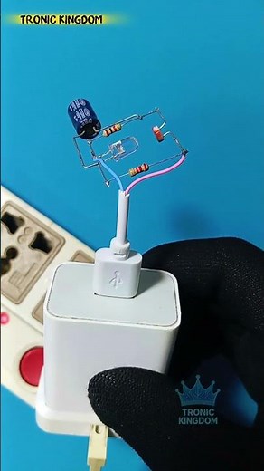 Auto Flashing LED Using LDR ⚡ Light Sensor Circuit (No Arduino, Easy DIY Project)
