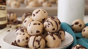If you’ve ever accidentally eaten half a batch of cookies before you’ve even baked them, then today’s Cookie Dough Bites are for you! Recipe: https://sugarspunrun.com/cookie-dough-bites/ | Sugar Spun Run