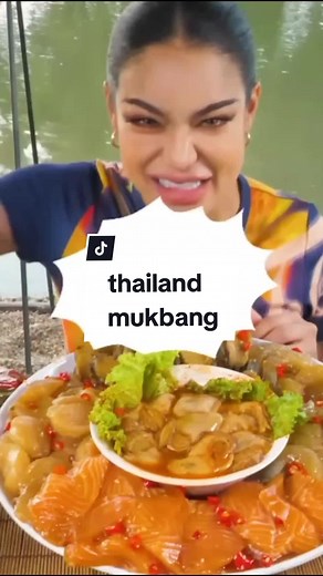 Lalapan Thailand Seafood Mukbang with Pimrypie | Thai Food Mukbang