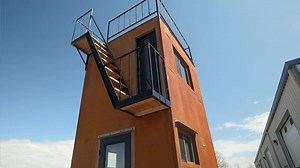 Tiny House, Big Living S03:E06 - Tiny Tilting Tower Home