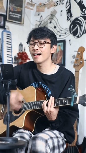 Andra and The Backbone - Tak ada yang bisa #coversong #coverakustik