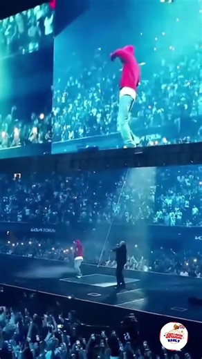 Kendrick Lamar & Dre Performing Live Concert Show