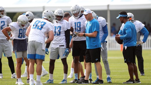 Interim Detroit Lions head coach Darrell Bevell is a candidate for permanent job