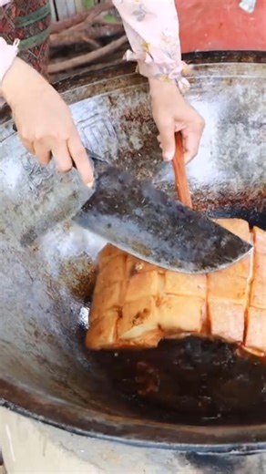 A woman cooking pork and eating - Yummy cooking pork for dogs and boy | Living And Cooking