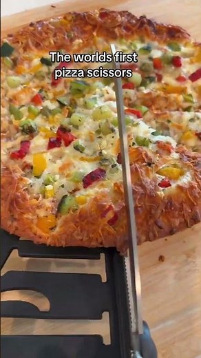 🍕✂️Stainless Steel Pizza Scissor – Easy Slicing & Serving