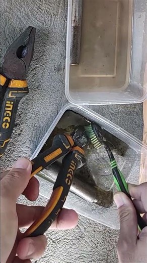 Diy Rust Remover | Vinegar vs. Rust Converter #shorts #rustremover #tools