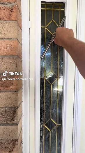 Satisfying Window Clean #cmexteriorcleaners #fypシ #fypシ゚viral #cleantok #windowclean #satisfying #satisfyingvideo #satisfy #asmr #asmrsounds #asmrvideo #windows #windowcleaning #sun #sunny #ungerninja #soapy #squeegee #summertime #springcleaning #oddysatisfying #laveurdevitres #satisfaction #serviceindustry #wcr #wcrlife #waterfedpole#traditionalwindowcleaning