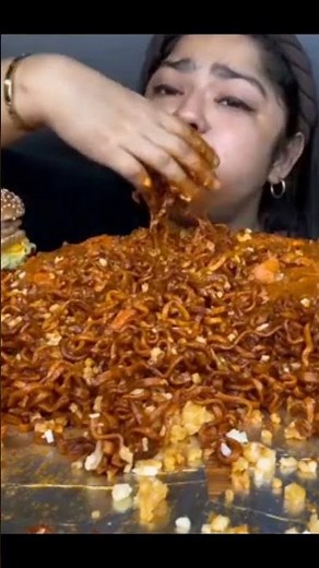 Maddy Eating spicy biryani noodles recipe mukbang big bite's