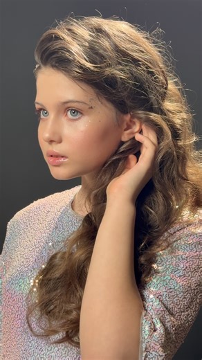 ANGELINA KRETOVA RUSSIAN MODEL on Instagram: "Rate look from 1 to 10 🤍"