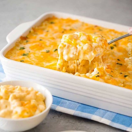 The creamiest homemade Mac and cheese... an absolute family favorite!! Recipe here ==> https://www.thechunkychef.com/family-favorite-baked-mac-and-cheese/ | The Chunky Chef