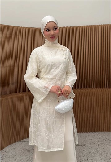 Spill tipis tipis ah, launching kapan ya tunik cheongsam ini? 😋🙏🏻