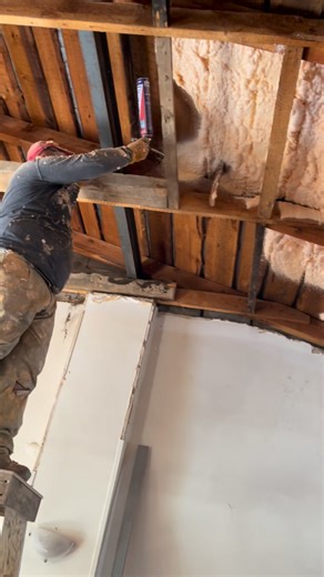 Smartech insulation helps create a warm and comfortable home environment. #sprayfoam #insulation #homeimprovement #energyEfficiency #homeenergy | SmarTech.prof