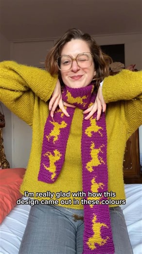 crochet patterns 🏹 devout hand on Instagram: "trotted too close to the sun & now i have the perfect accessory for this coming lunar year 𐂃 ꧁ the horses scarf is based on Eadweard Muybridge’s photographic series titled ‘The Horse in Motion’ – the first recorded example of chronophotography: an early technique used to capture the passing of time in photographs, which would later lead to the development of motion pictures ꧂ beginner-friendly crochet pattern is linked in my bio, incl linked guides