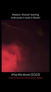 Meteor Magic in Miami 👽 During Afterlife Miami 2023, a real meteor shower cut across the night sky, briefly pulling focus from everything below — a reminder that some moments can’t be programmed or repeated. A rare flash of pure atmospheric awe… the kind that raises the hairs on the back of your neck without warning. Track ID: Kevin de Vries & Mau P – Metro via @technoandhousemusic #melodictechno #afterlife #maup | Techno Snobs
