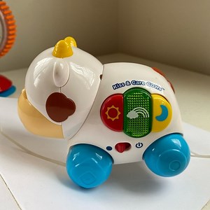 VTech Kiss and Care Cow Electronic Kissing Sounds Big Cow Songs Animated  Works!