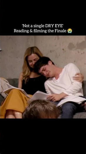 CAST couldn't stop CRYING 😭 while reading & shooting the finale episode #strangerthingsseason5