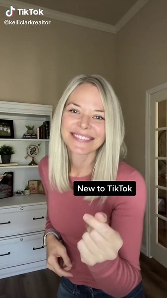 Meet Kelli - A Fun Introduction to TikTok