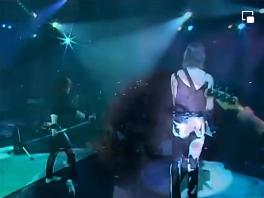 Scorpions — “Still Loving You” — Live 1984 Power ballad? No. Emotional devastation. The Scorpions didn’t just write a ballad — they wrote one of the most emotionally charged rock performances of the era. “Still Loving You” live in 1984 is pure tension and release. Klaus Meine’s voice walks that razor edge between control and collapse while the band builds the storm behind him. This isn’t nostalgia. This is emotional memory set to music. #Greatfuckinrecordz #Scorpions #StillLovingYou #ClassicRock