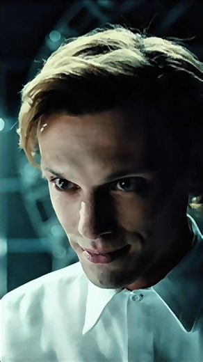 Henry Creel/Vecna (Stranger Things) VS Carrie White (Carrie Novel) Who Wins?