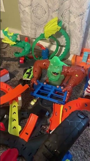 Hot Wheels Toxic gorilla Destroying the city of hot wheels ￼ 🏎🏎🚗🏎🏙️🏙️🏙️🏙️