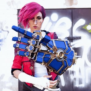 Arcane Vi Mechanical Gauntlet