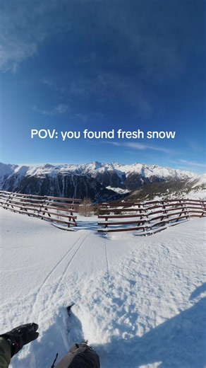 Thrilling Snowboarding Adventure on Fresh Powder