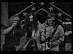 Lynyrd Skynyrd - Rare Video Clip Don´t Ask Me no Questions