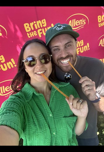 Discover the New Orange Flavor of Snakes Alive Lollies