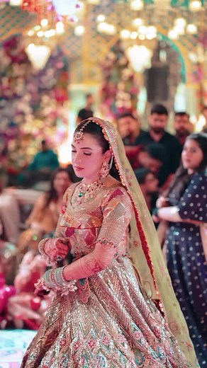 Cutest Bride Moments from a Pakistani Wedding